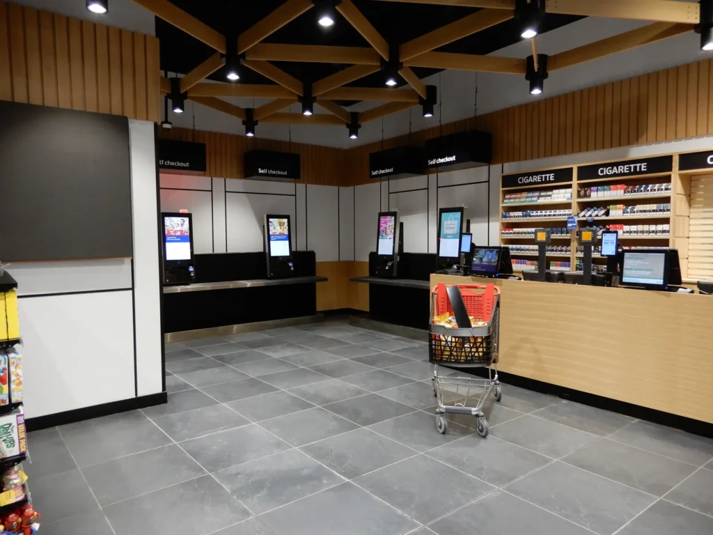 Supermarket Carrefour ID 33