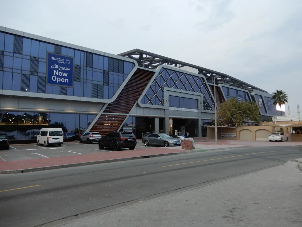 TRIPLE CENTER